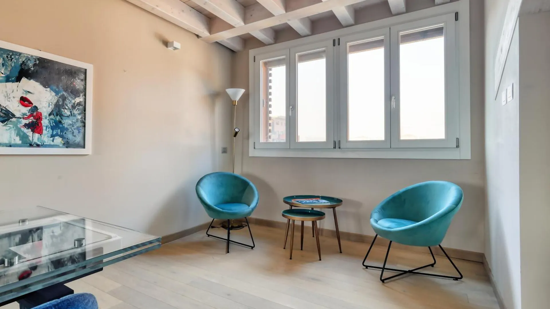 Joivy Elegant Apartment With Parking And Balcony Milan 0*,  Italy