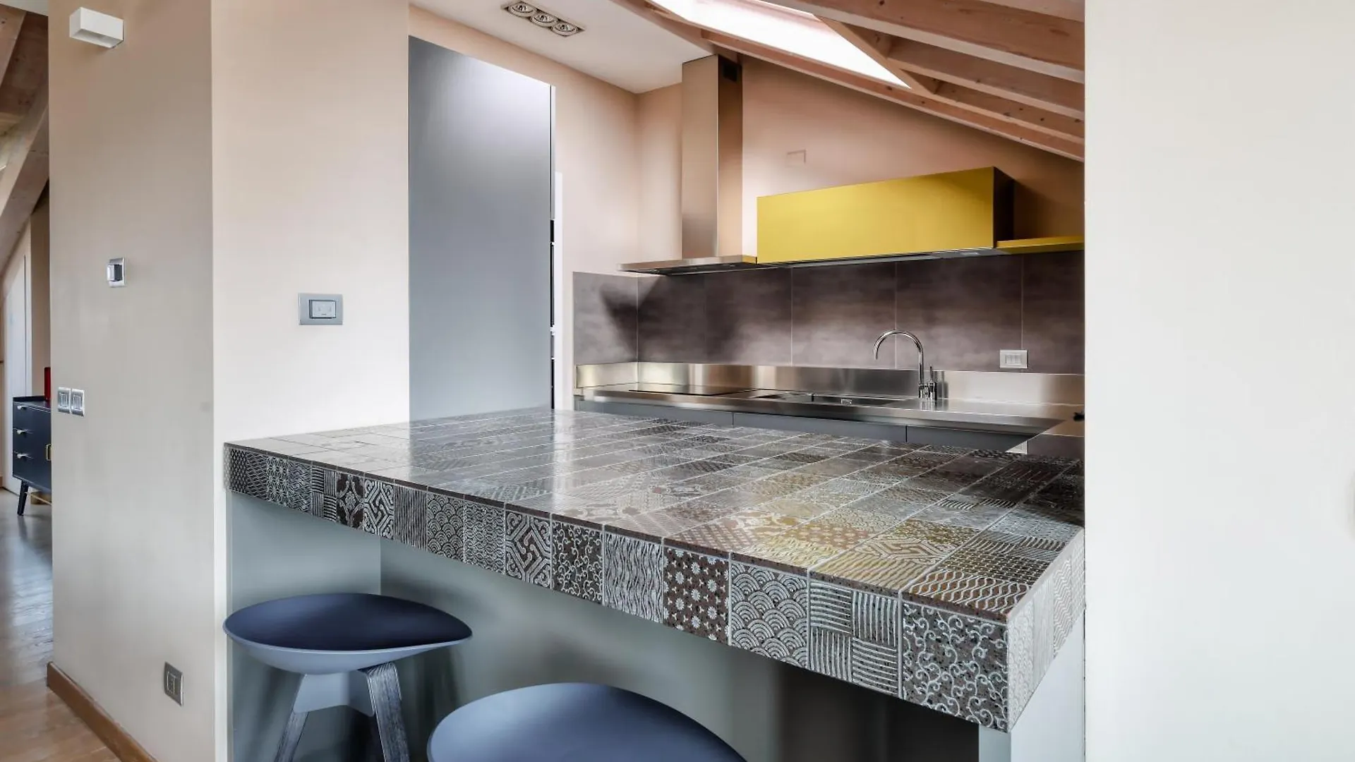 Joivy Elegant Apartment With Parking And Balcony Milan 0*,  Italy