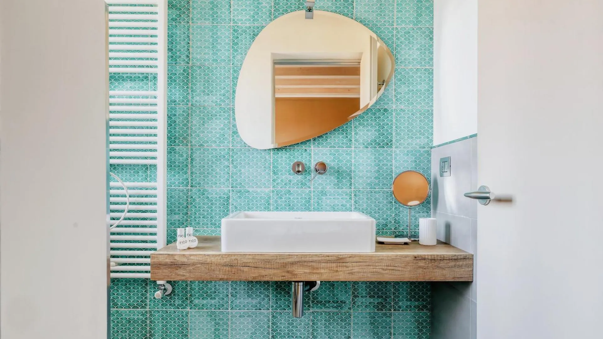 Joivy Elegant Apartment With Parking And Balcony Milan